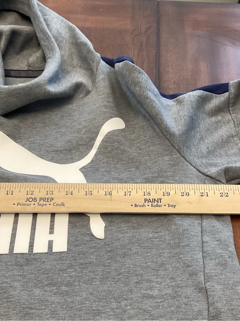 PUMA Men’s Gray Pullover Hooded Long Sleeve Sweatshirt Size M